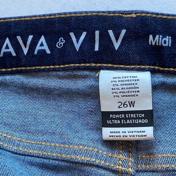 Ava &Viv Midi Jean Shorts Sz 26W - Picture 4 of 4